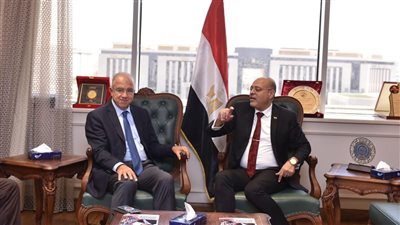 وزير العمل يلتقي رئيس اتحاد الصناعات للتنسيق في الملفات المُشتركة