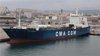 تداول 415 سيارة بموانىء البحر الأحمر 