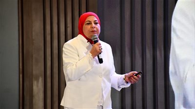 منال جمال الدين: أندية السكان تهدف لنشر الوعي بالصحة الإنجابية بين الشباب والفتيات