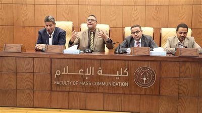 إعلام الأزهر تعقد لقاءً ترحيبًا بالطلاب وتقدم الدعم اللازم لصقل مهاراتهم الصحفية 