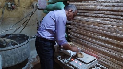 تحرير 16 محضر نقص أوزان وإنتاج خبز بمواصفات سيئة ببسيون