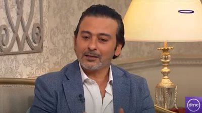 أول تعليق لـ أحمد عزمي بعد الاستجابة لمناشدته والعودة للتمثيل (فيديو)