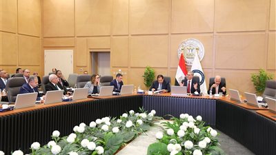 وزير البترول يجتمع بأعضاء النواب والشيوخ ورجال الأعمال للترويج لفرص الاستثمار