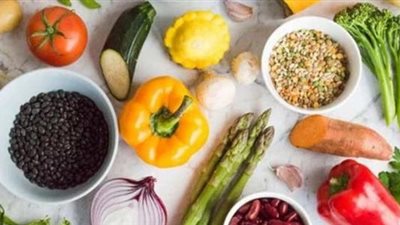 طبيبة توضح الأطعمة التي تخفض مستوى الكوليسترول