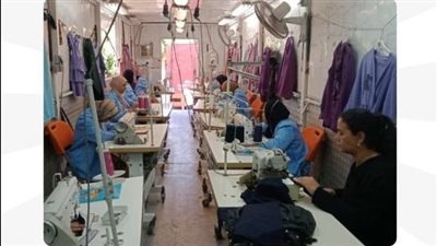 وزارة العمل تتابع البرامج التدريبية لتأهيل الفتايات لسوق العمل بأسيوط 