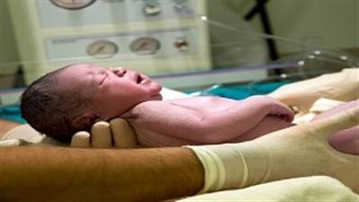 الصحة توضح: لا يصح تخيير المرأة الحامل في طريقة الولادة.. الطبيعي الأمثل