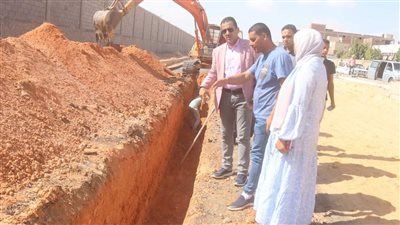صور .. تطوير البنية التحتية في المنطقة الصناعية الثالثة بالعاشر من رمضان 