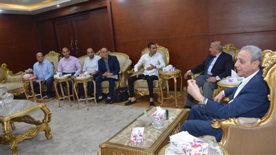 محافظ الغربية يناقش اخر مستجدات الموقف التنفيذي لمشروعات صندوق التنمية الحضرية