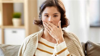 اضطرابات الغدة الدرقية وتأثيرها في رائحة الفم الكريهة