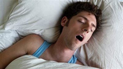 أسباب حدوث ظاهرة توقف التنفس أثناء النوم