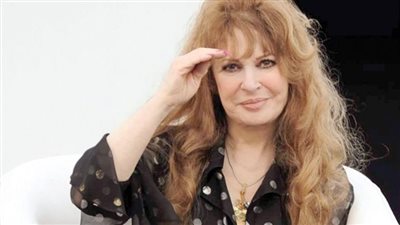 نيللى: مهرجان الإسكندرية الأقرب لقلبى.. والتكريم أسعدنى 