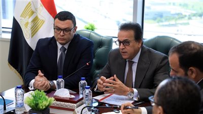 وزيرا الصحة والإسكان يبحثان تعزيز سبل التعاون المشترك