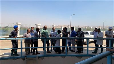 رئيس مياه سوهاج يوجه فرق المناوبات بالمرور على مياه المحطات 