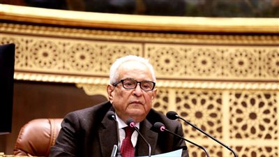 وكيل الشيوخ يُهنئ السيسي ووزير الدفاع بذكرى انتصارات أكتوبر