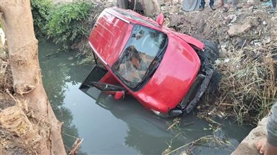  نجاة عروسين فى حادث  أثناء توجههما إلى قاعة الأفراح بالفيوم   
