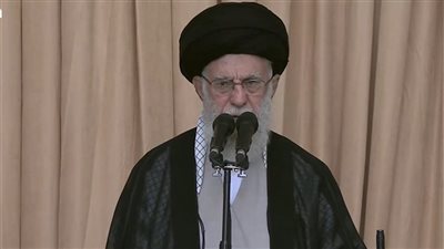 كلمة الخامنئي في خطبة الجمعة ومراسم تأبين حسن نصر الله 