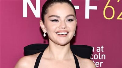 سيلينا جوميز تحصد وسام الفارس من فرنسا عن فيلمها الأخير 