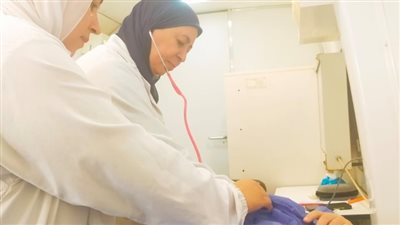 1000 مريض يستفيدون من خدمات القافلة الطبية بالعاشر من رمضان 