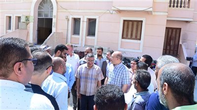 تكريم 40 عاملا قاموا بإعادة تأهيل مباني الإسكان الطلابي بجامعة سوهاج