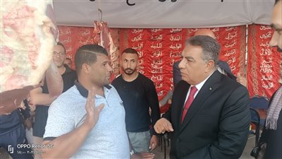 محافظ الدقهلية يتفقد منفذ مؤسسة حياة كريمة لبيع اللحوم البلدية