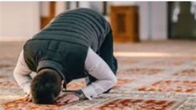 مبطلات الصلاة لتجنبها في صلاتك