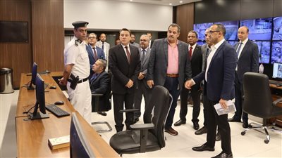 رئيس القابضة للمطارات يتفقد مطار سفنكس الدولي 