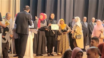 تعليم دمياط يكرم الفائزين في مسابقه 100 معلم متمكن مبدع في اليوم العالمي للمعلم 