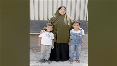 الأبناء وظروف المعيشة الصعبة