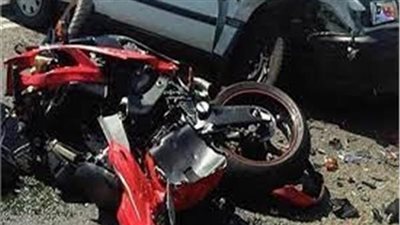 إصابة 5 أشخاص في تصادم دراجتين وسيارة بالشرقية