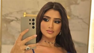 مي عمر تعكس حقيقة وزنها بملابس الجيم (صور)