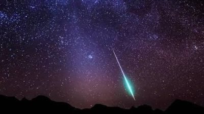 تساقط شهب التنينيات ورؤيتها بالعين المجردة .. الأسباب وخطورتها