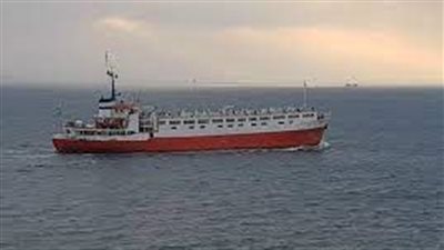 نشاط حركة تداول البضائع والشاحنات بموانئ البحر الأحمر 