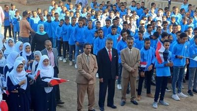 مدير تعليم أبوتشت يشهد احتفالات انتصارات 6 أكتوبر بمدرسة الحبيلات الشرقية 