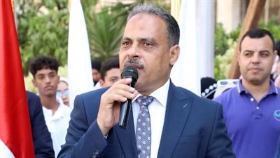 محافظ الشرقية لطلاب جامعة الزقازيق: عليكم بالمثابرة لتحقيق النجاح والتفوق وإفادة الوطن