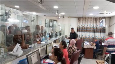 رئيس مركز أسيوط يتفقد المركز التكنولوجي لمتابعة سير العمل بملفات التصالح