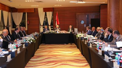 النقل: محطة تحيا مصر متعددة الأغراض بميناء الإسكندرية استقبلت 500 سفينة  