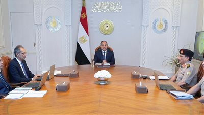 تفاصيل اجتماع الرئيس السيسي مع وزير الاتصالات