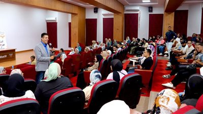 التضامن تعقد عدداً من اللقاءات مع الوفود  المشاركة بمعرض 