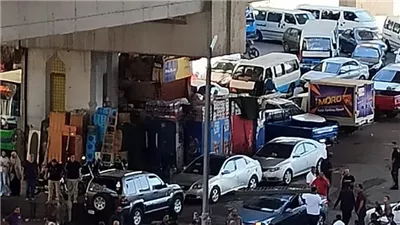 سقوط سيارة من أعلى كوبري أكتوبر بمدينة نصر