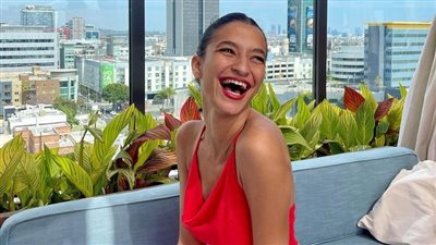 بعد «كارت محروق».. أميرة أديب تروج لعمل غنائي: 