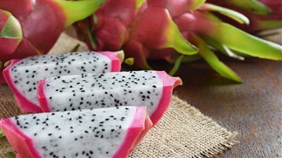 فاكهة التنين.. كنز غذائي مليء بالفوائد الصحية والجمالية