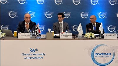 وزير الري يؤكد أهمية التكامل بين الدول العربية ذات التجارب الناجحة بالتحلية 