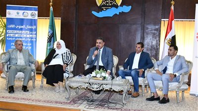 سكرتير عام مساعد الفيوم يشهد احتفال 