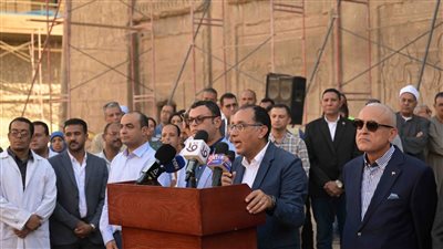 مدبولى يعلن بدء التشغيل التجريبي للمتحف الكبير