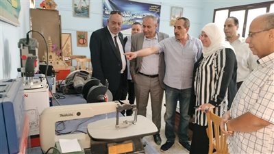 مساعد وزير التعليم يتابع  انضباط وانتظام العملية التعليمية بمدارس الفيوم