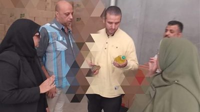 التحفظ على 5 آلاف زجاجة زيت مجهولة المصدربالمنوفية