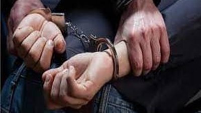 عامل يلجأ لحيلة شيطانية لسرقة شركة يعمل بها