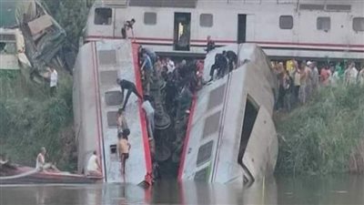 الصحة تعلن خروج 19 مصابًا وحجز اثنين بالمستشفى في حادث قطار المنيا