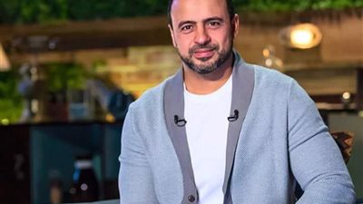 علامات تعرف بها الصديق والأخ المخلص.. يوضحها مصطفى حسني 