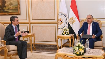 وزير الري يلتقي مدير مكتب البنك الدولي فى مصر 